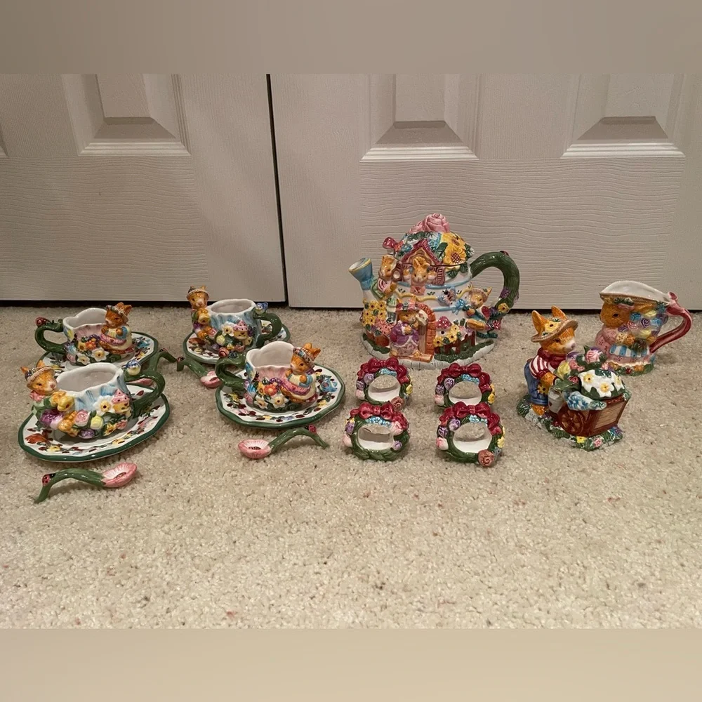 Springtime Ceramic Tea Set - Picture 2 of 11